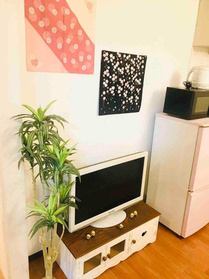 Namba Dotonbori Apartment: Stylish Near Main Attractions *