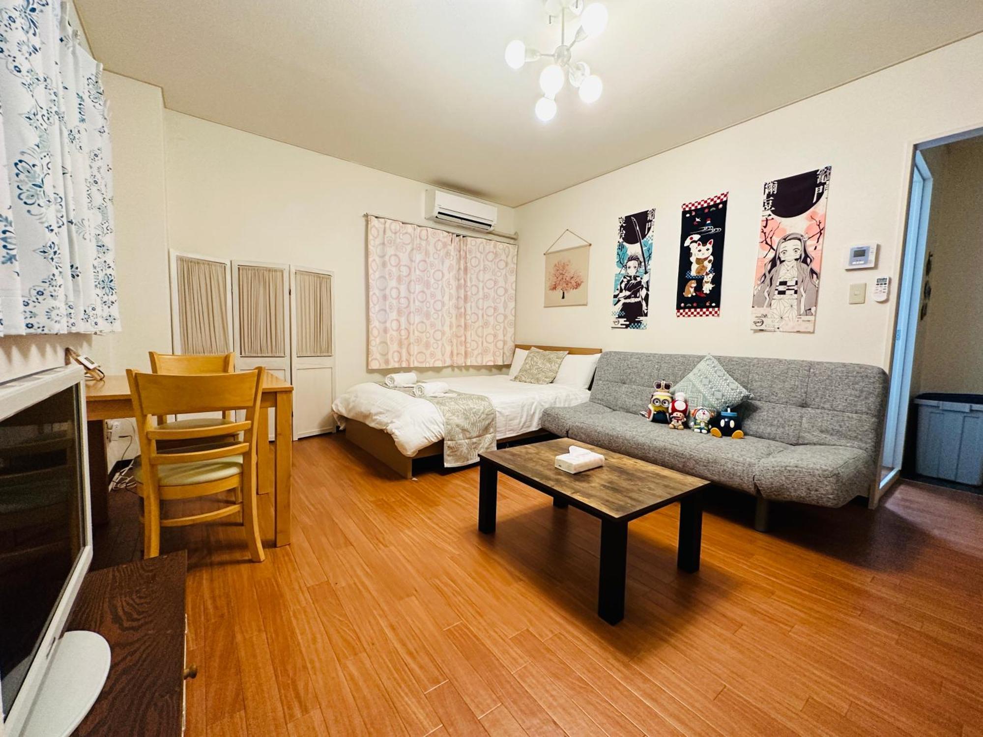 Apartment Namba Dotonbori Apartment: Stylish Near Main Attractions *