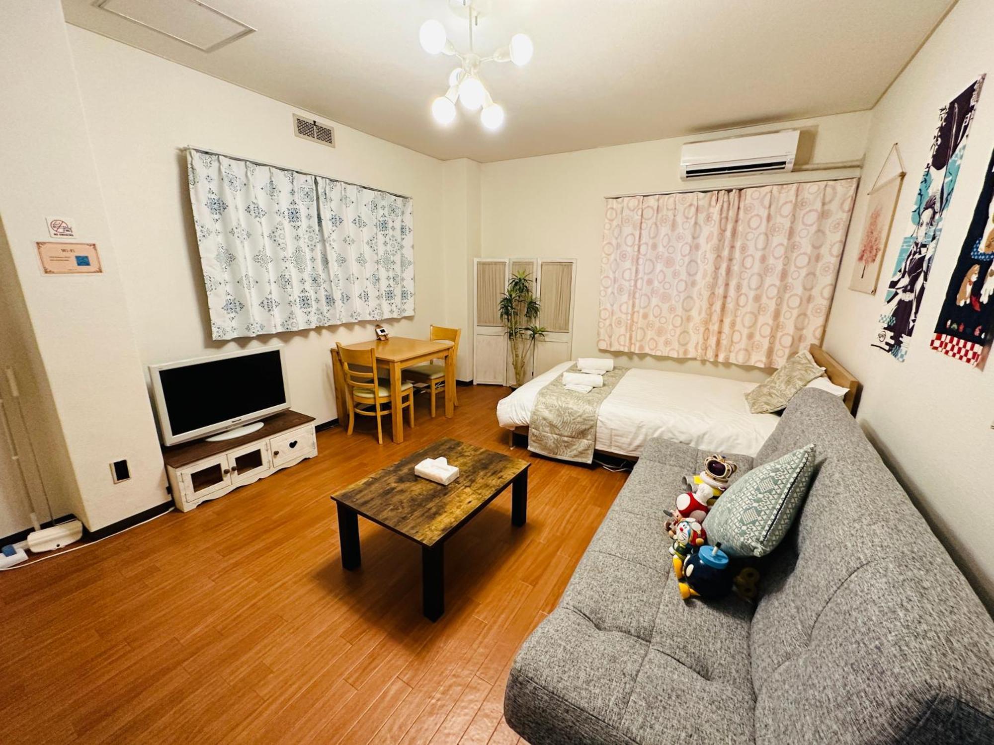 Apartment Namba Dotonbori Apartment: Stylish Near Main Attractions Osaka